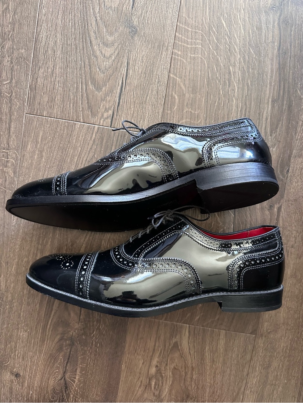 NWOT RARE - Limited Edition Red Lined Allen Edmonds Strand “Patent Leather” - Picture 2 of 7